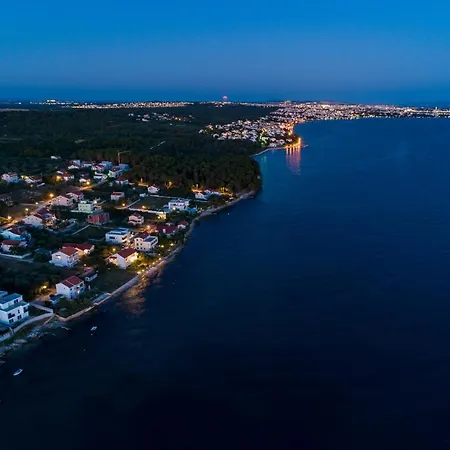 Apartamento By The Sea Kozino, Zadar - 5783 Petrčane